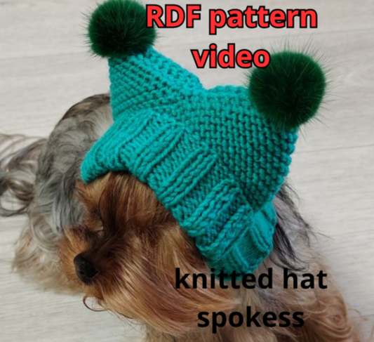 Knitting pattern hat for dog